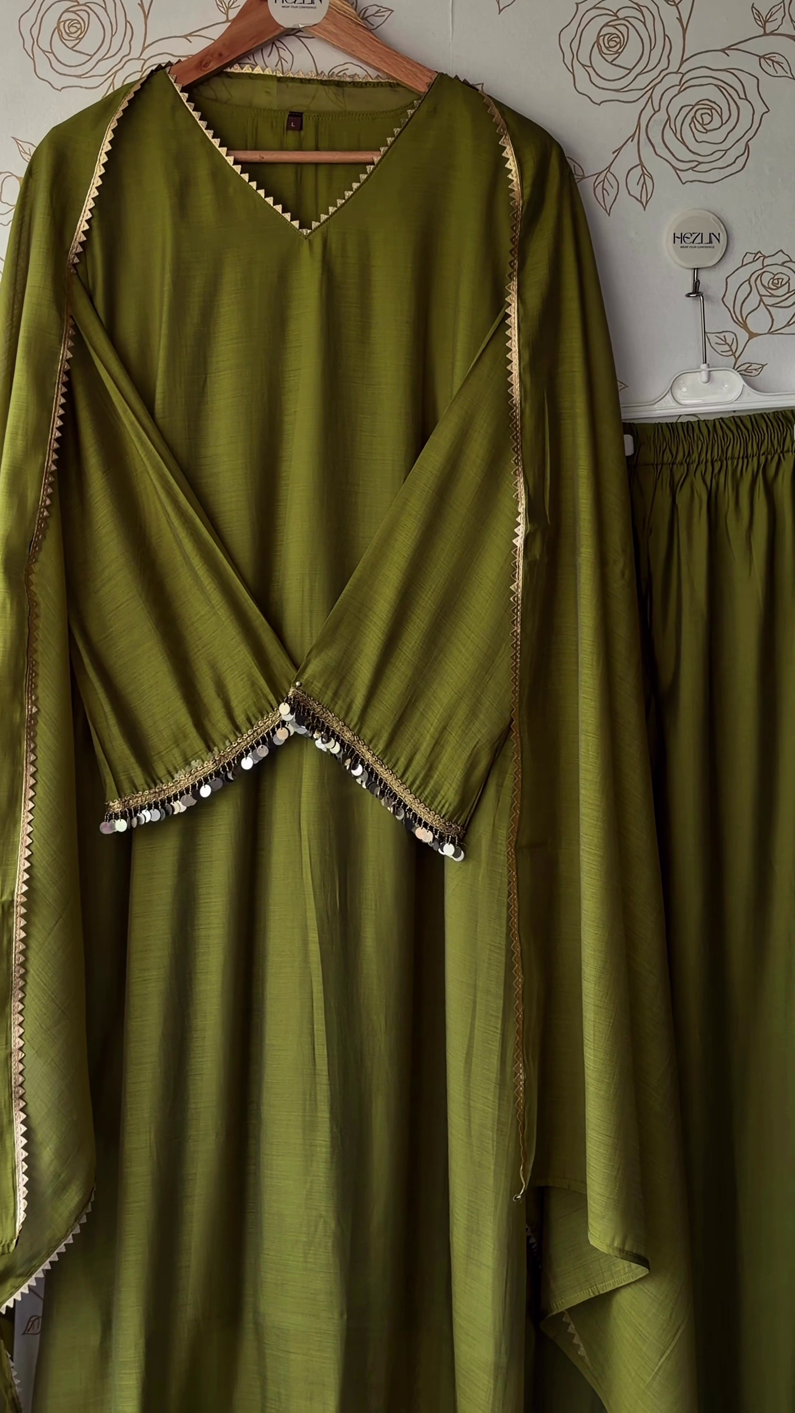 Elegant Kaftan Style Kurta Set